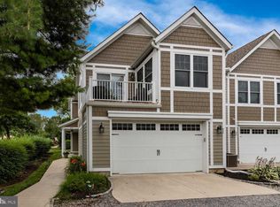 549 Delaware Ave, Delanco, NJ 08075