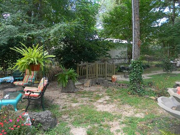 5th image of 1100 Bel Air Dr