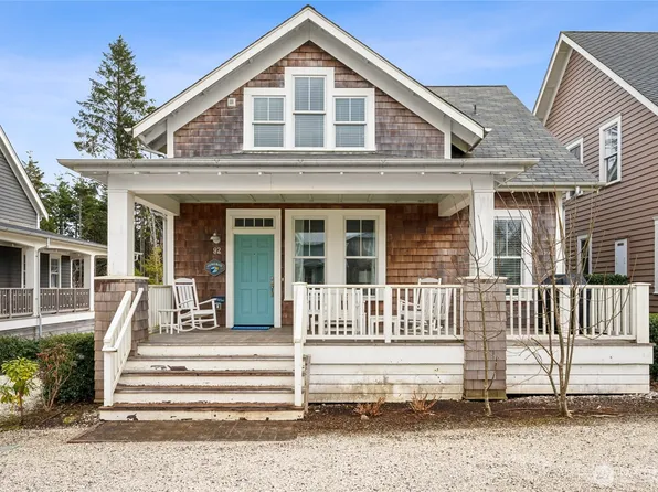 92 Horseshoe Lane, Pacific Beach, WA 98571