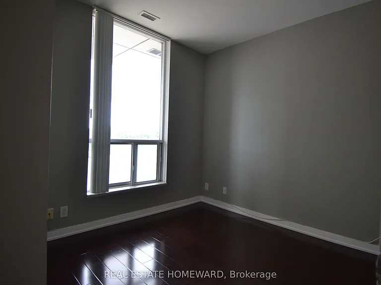 38 Lee Centre Dr #126 — Photo 10