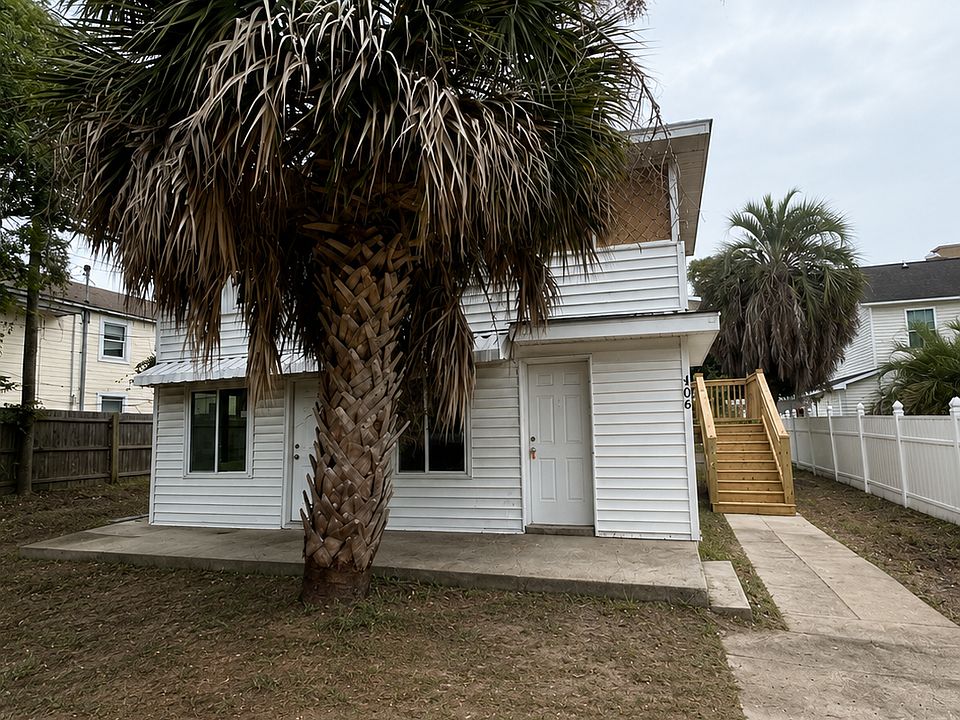 1st image of 406 8th Ave S #3
