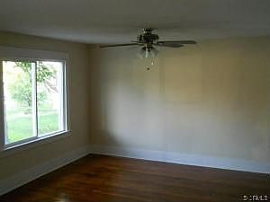 3rd image of 556 Lynn Haven Ct