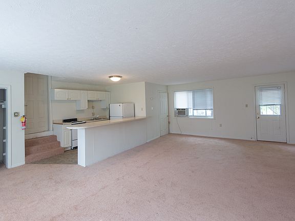 5th image of 905 & 907 E 13th St #905