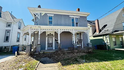 822 W Maxwell St Photo 1