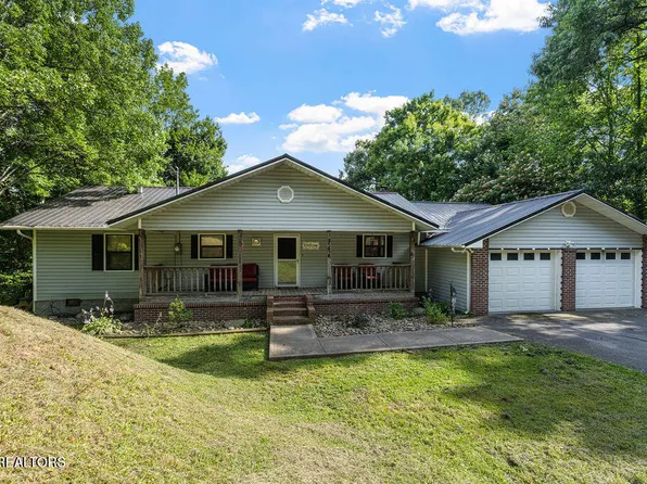 764 W Highland Dr, Gatlinburg, TN 37738