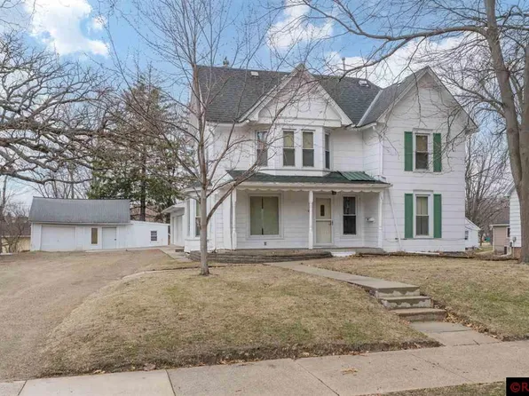 140 E University St, Owatonna, MN 55060