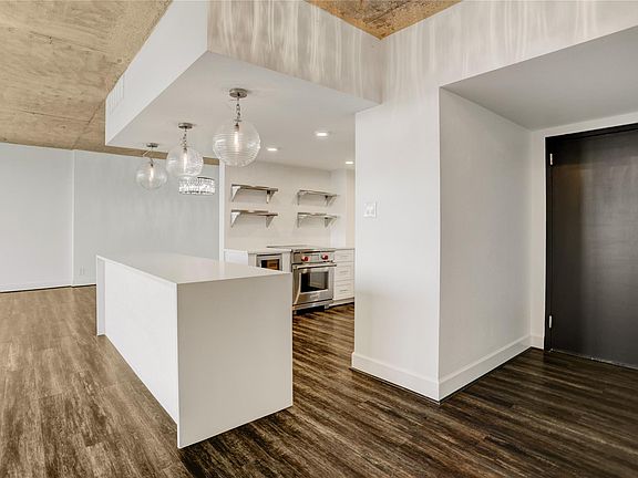 2nd image of 2701 Westheimer Rd Unit 12E