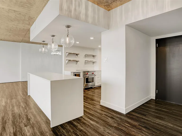 2701 Westheimer Rd #12E — Photo 3