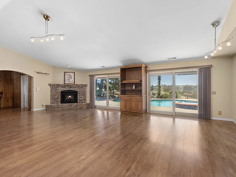 29036 Miller Rd — Photo 15