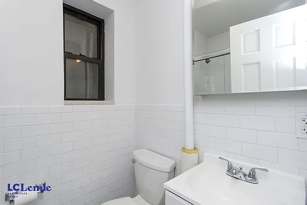 Rented by LC Lemle Real Estate Group | media 11