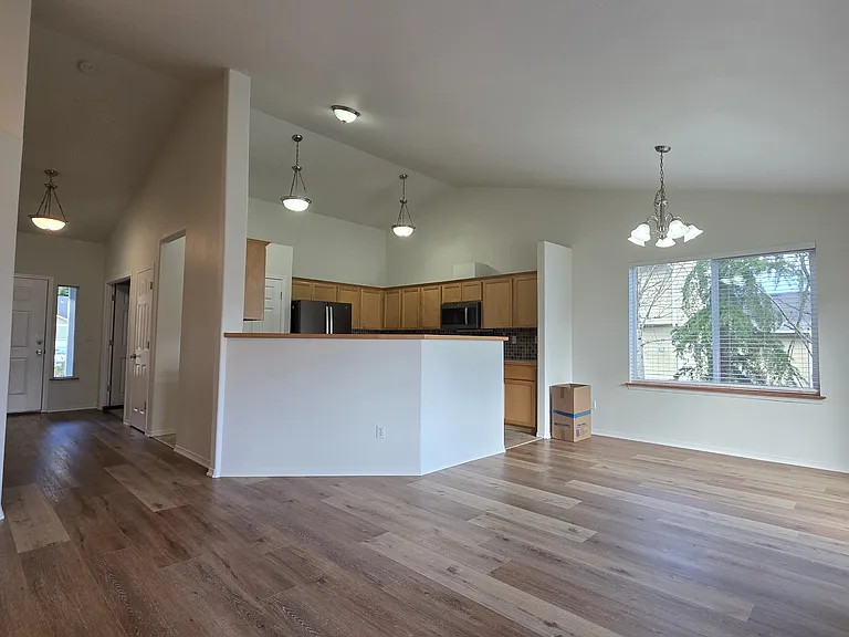 17611 67th Avenue Ct E — Photo 10