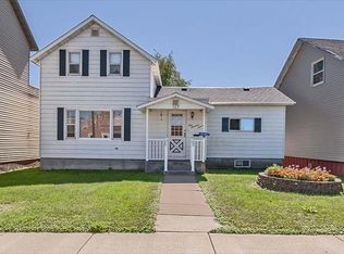 107 Water St, Marinette, WI 54143