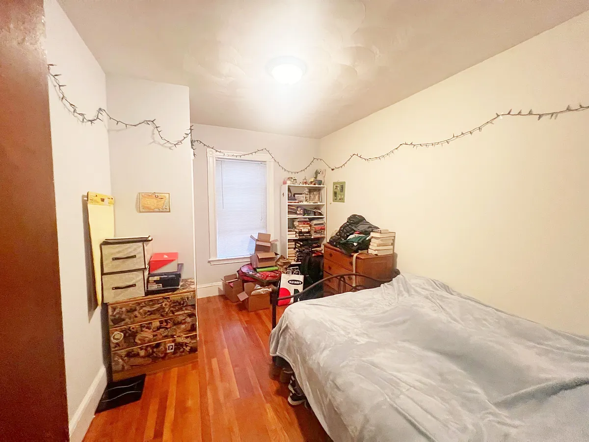 Building Photo - 235 Highland Ave #2A