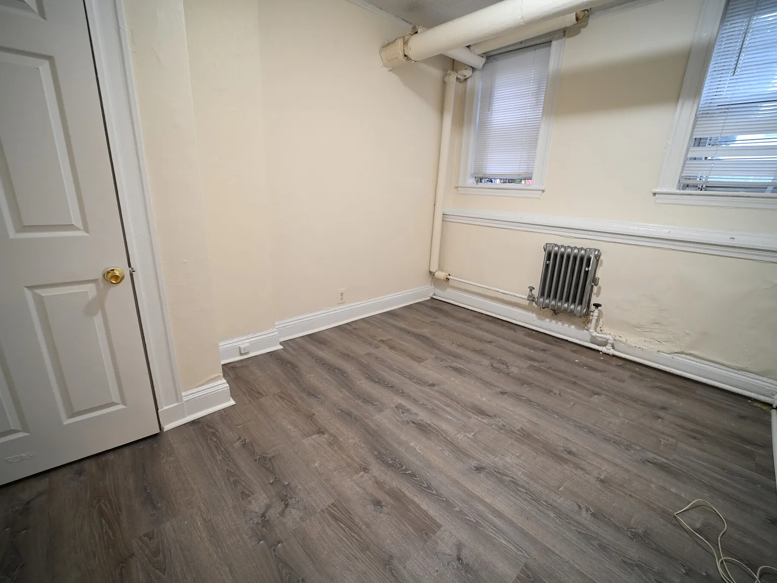 524 Cambridge St — Photo 3