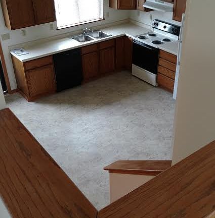 5th image of 3000 Youngdale Ave