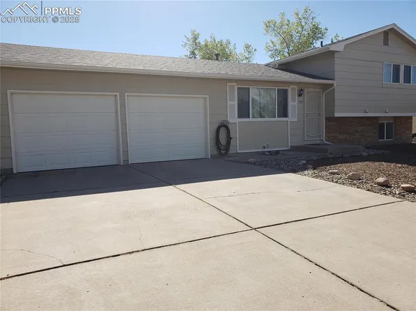 7335 Grand Valley Dr, Colorado Springs, CO 80911