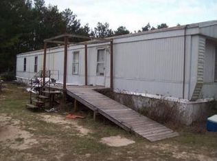 827 Tashanna Ln, Southport, FL 32409