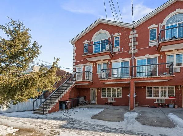 39 Bay 38th Street image 1 of 19