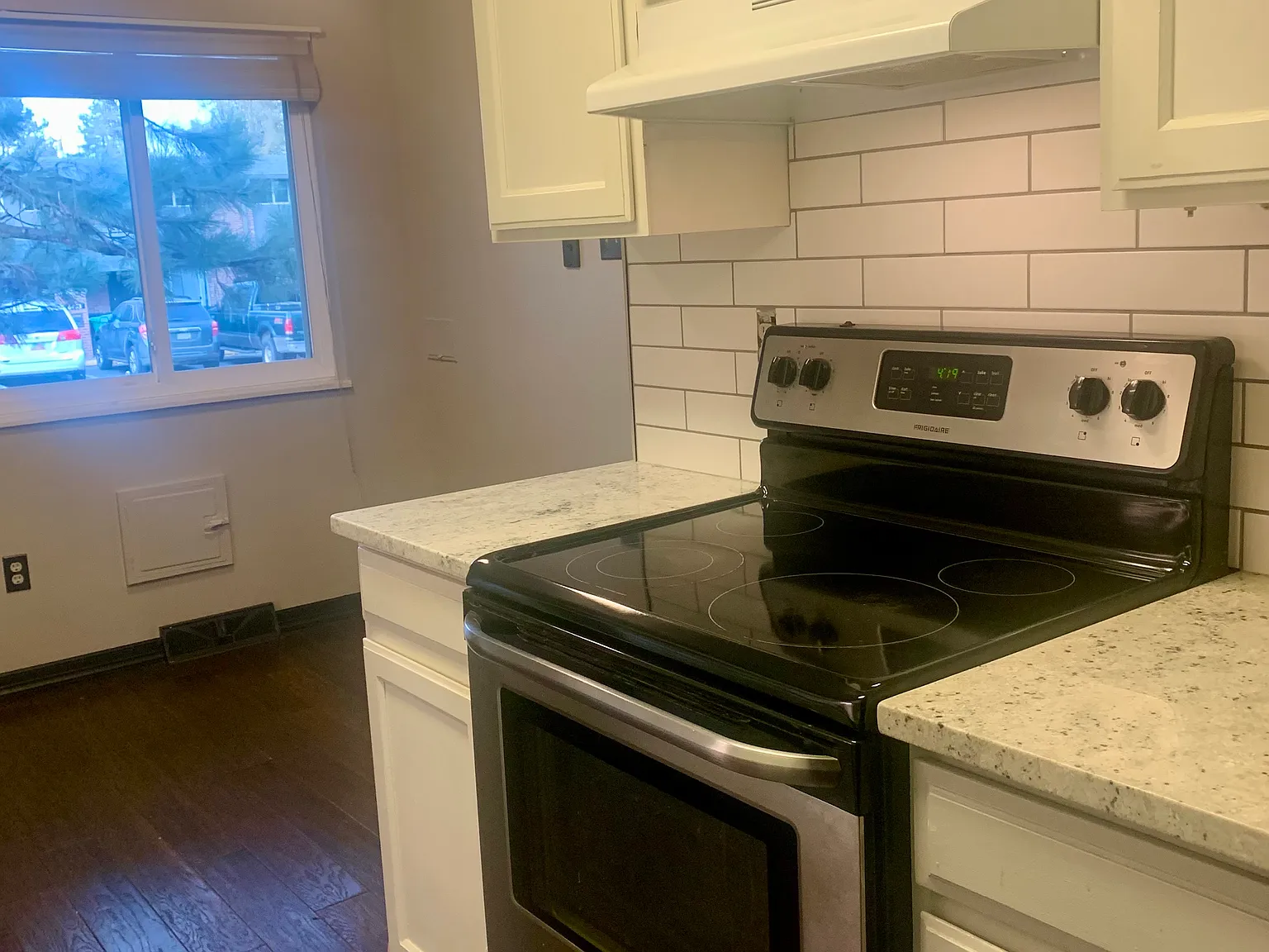 3 bed, 2.5 bath, 2100 sqft, $2,800 — Photo 4