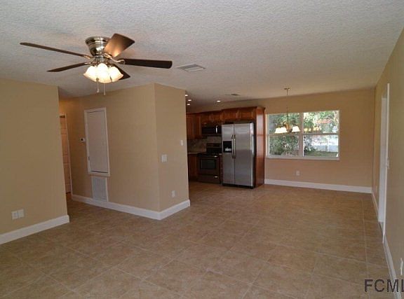 5th image of 31 Whittlesey Ln