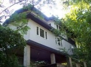 7198 N Schleyer Dr, La Porte, IN 46350
