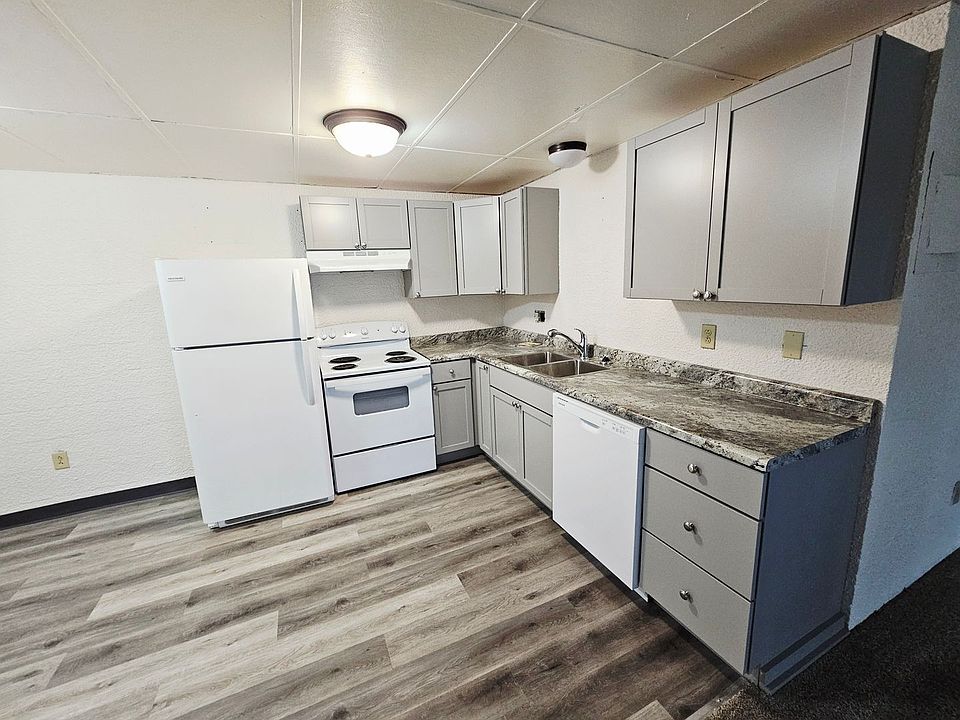 1st image of 1008 Portland Dr #8