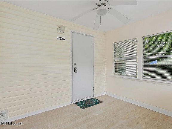 3rd image of 8526 EATON Avenue