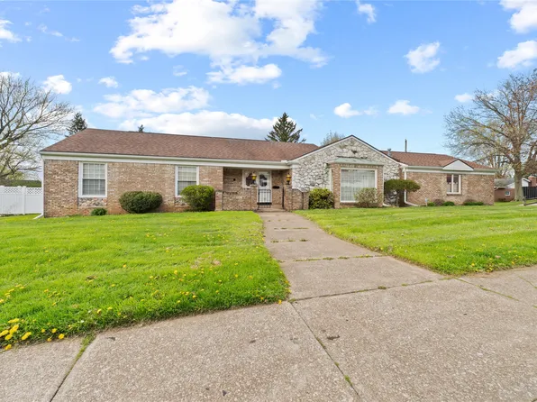 660 E Grandview Blvd, Erie, PA 16504