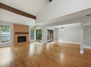 3189 Golden Oak, Farmers Branch, TX 75234