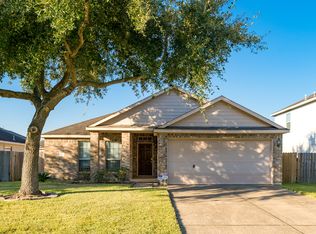7918 Leaning Oak Dr, Texas City, TX 77591