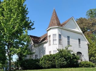 306 W Lafayette St, Edina, MO 63537