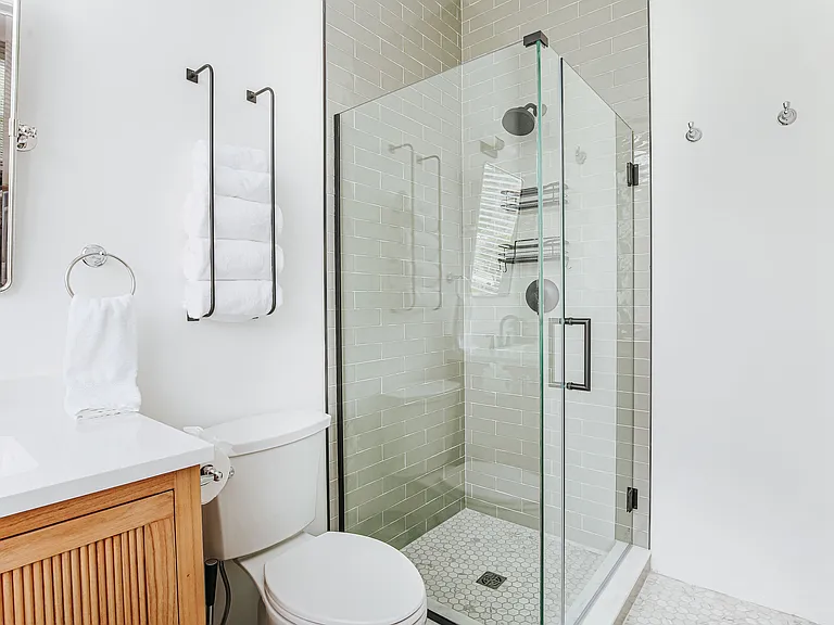126 Maywood Ln — Photo 10