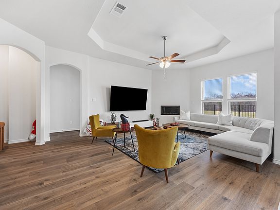 5th image of 10701 Bluestone Ln
