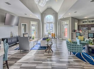 7815 Calibre Crossing Dr #9-106, Charlotte, NC 28227