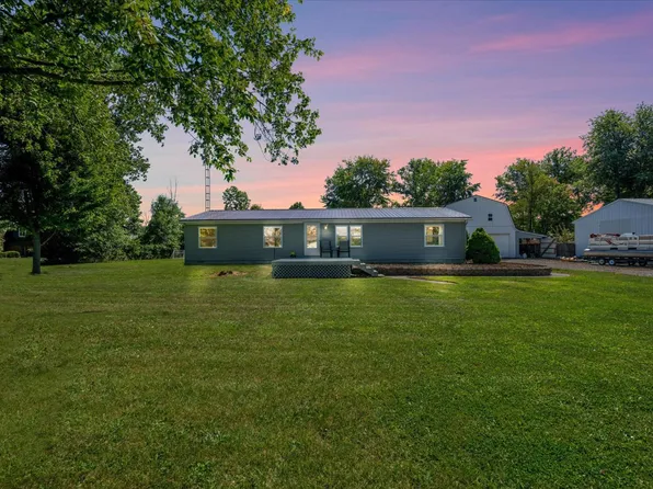 2400 W Sandy Ln, Pt Clinton, OH 43452