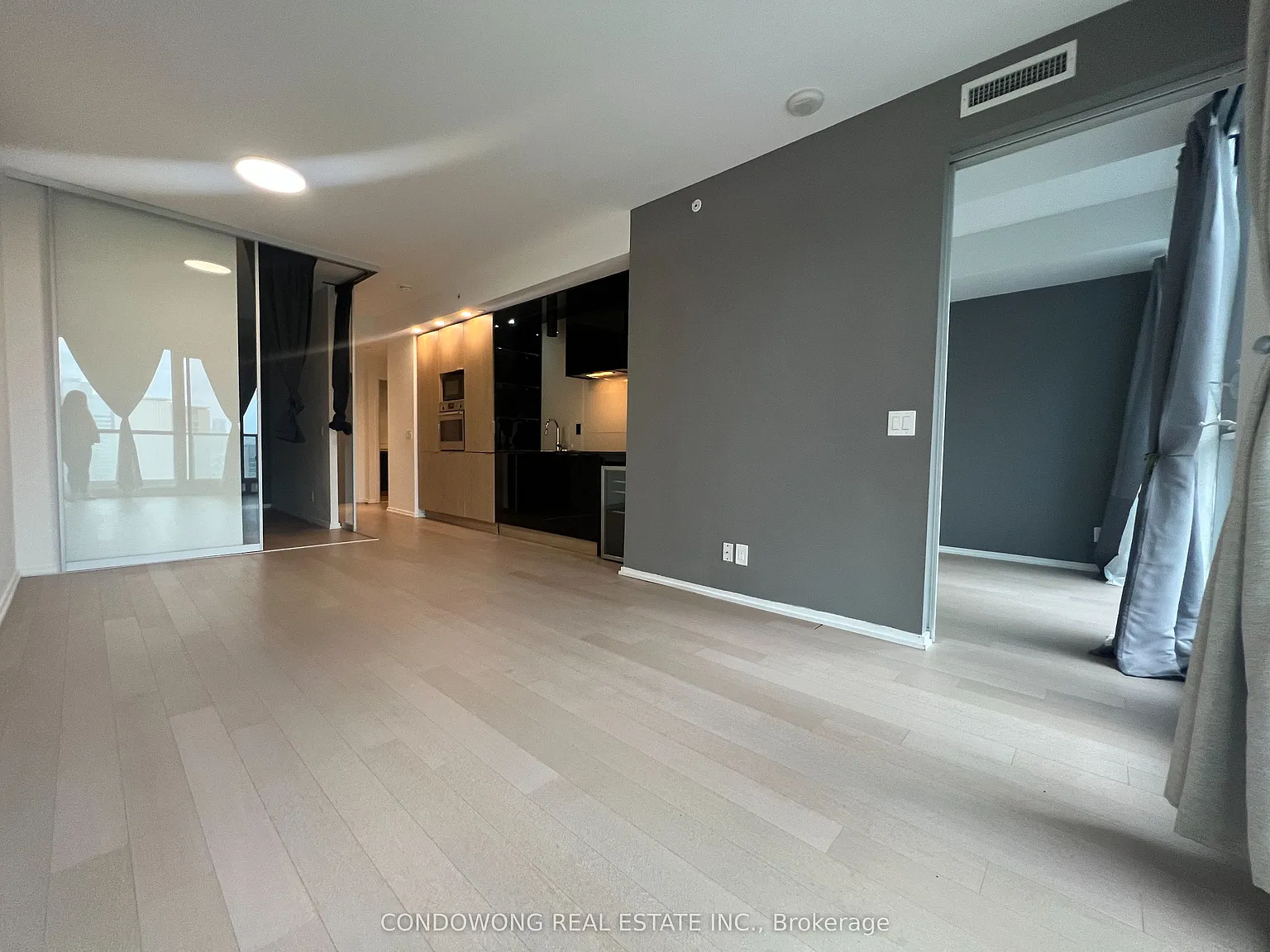 3 bed, $3,050 — Photo 4