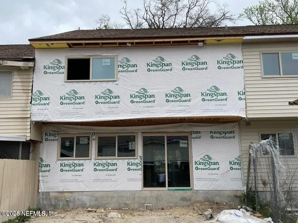 8205 Kensington Sq, Jacksonville, FL 32217