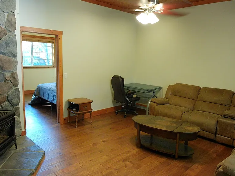 996 Thrushwood Dr — Photo 18
