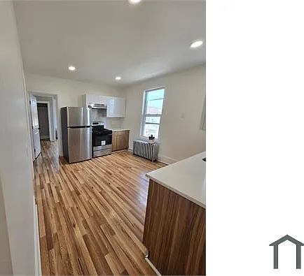 124 President St #5