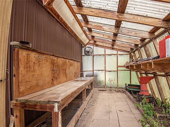 5th image of 220 Academy St