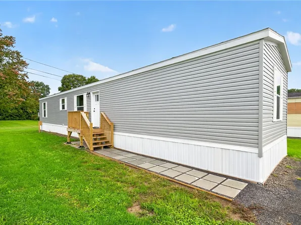 3718 State Route 96, Shortsville, NY 14548