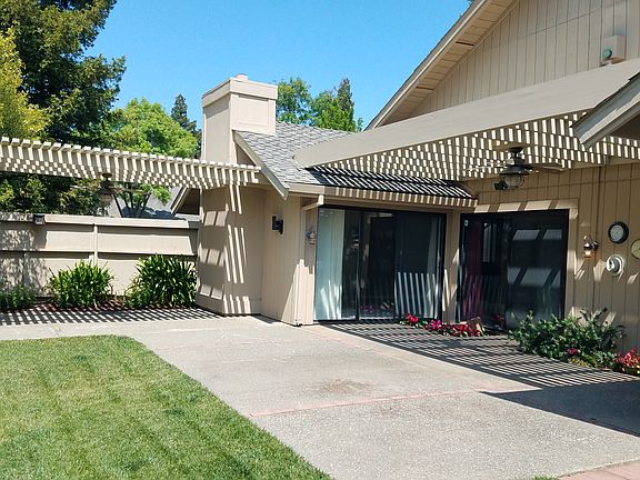 4th image of 8954 Quail Glen Ct