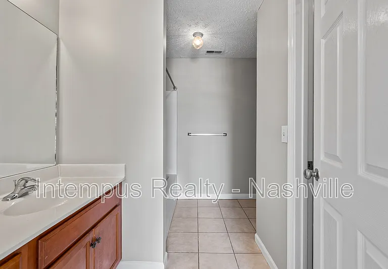 553 Rose Cottage Cir — Photo 15