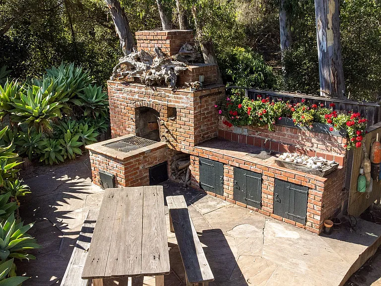 4241 Mariposa Dr — Photo 18