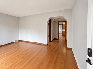 6213 W Newport Ave, Chicago, IL 60634