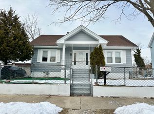 308 W Almond St, Vineland, NJ 08360