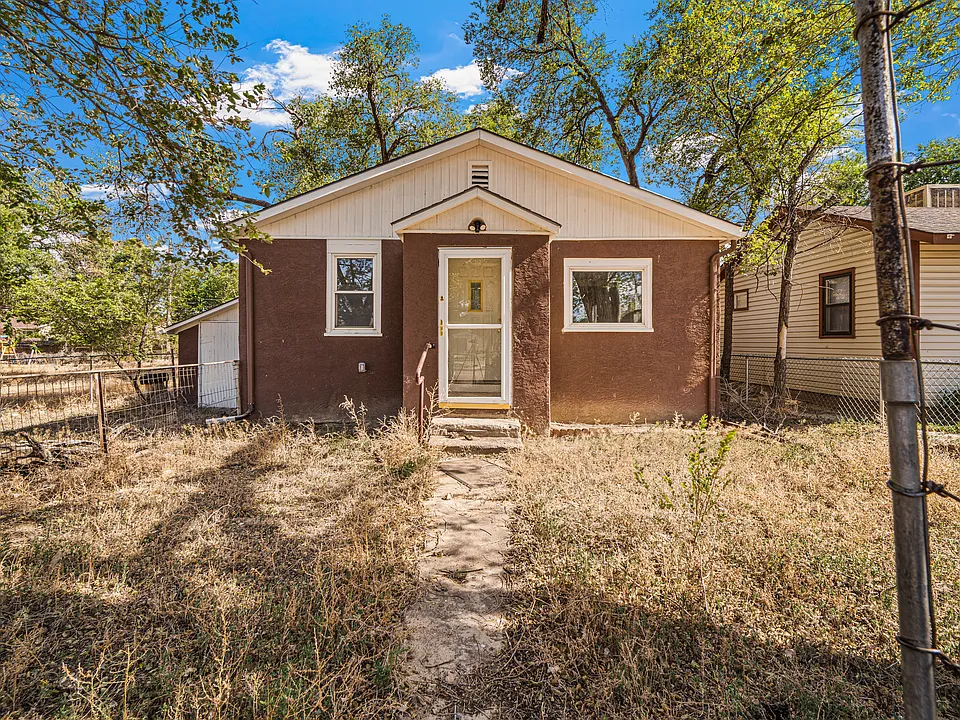 2012 W 19th St