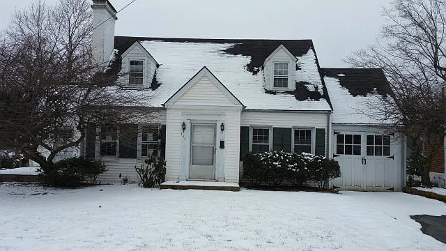 105 Greenbrier Ave photo 1