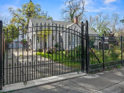 1150 Arcade Blvd, Sacramento, CA, 95815