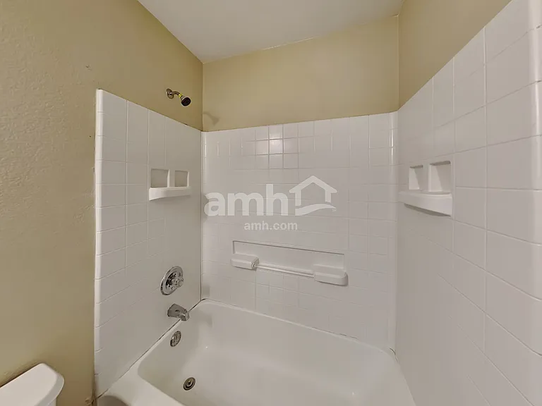 128 Stanford — Photo 17